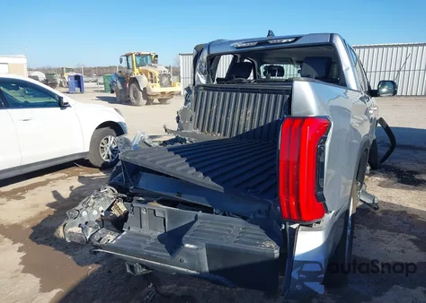 2024 Toyota Tundra Sr5 from USA, damaged, VIN 5TFLA5DB5RX211167